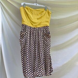 Xhilaration strapless apple dress with pockets, size medium